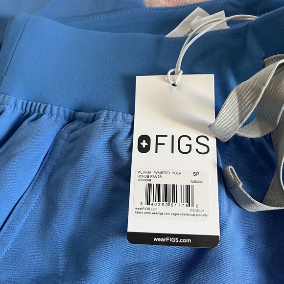 FIGS- High Waisted Yola Skinny Scrub Pants in ceil blue - Picture 8 of 8